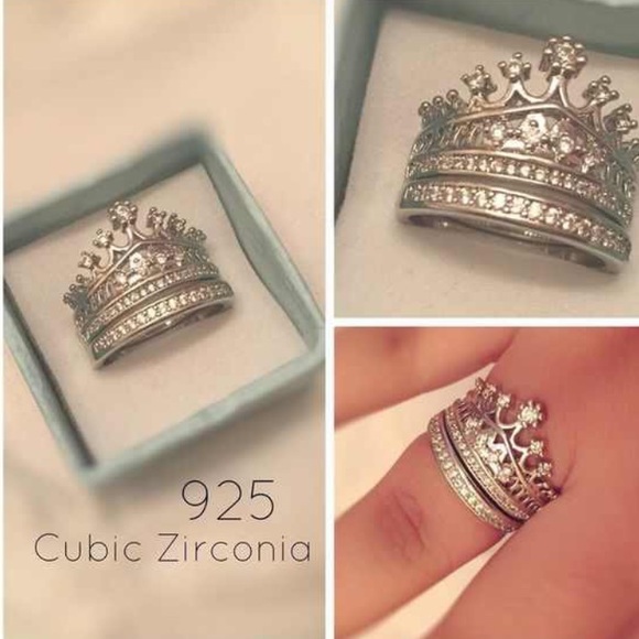 Beautiful Crown Wedding Ring💗