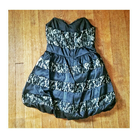 City Triangles Strapless Lace Dress - Picture 2 of 3