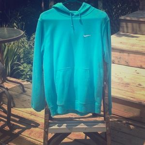 Baby blue nike sweatshirt