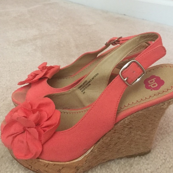 Coral wedges