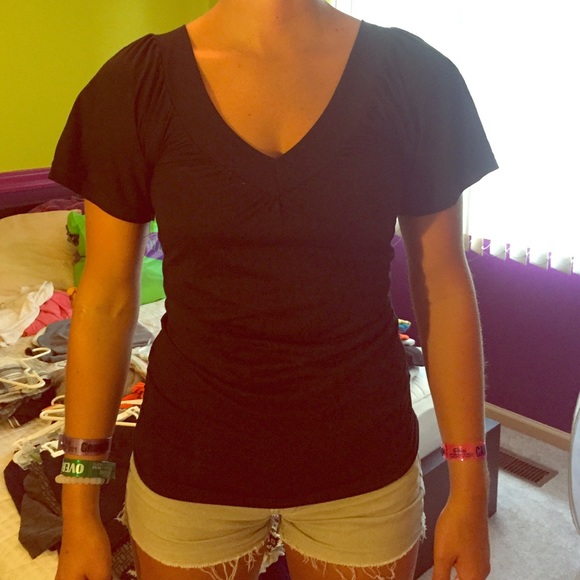 Short sleeve top