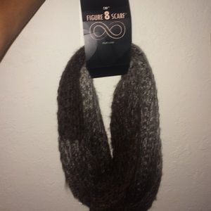 Infinity scarf