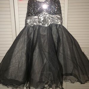 ☀️NEW PRICE☀️ Formal grey dress