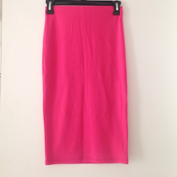 ✨NWOT✨ Body Central skirt