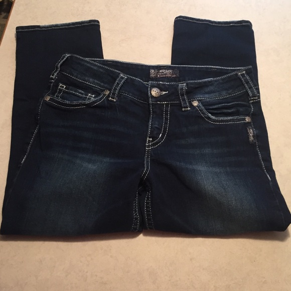 SOLD - Picture 2 of 3