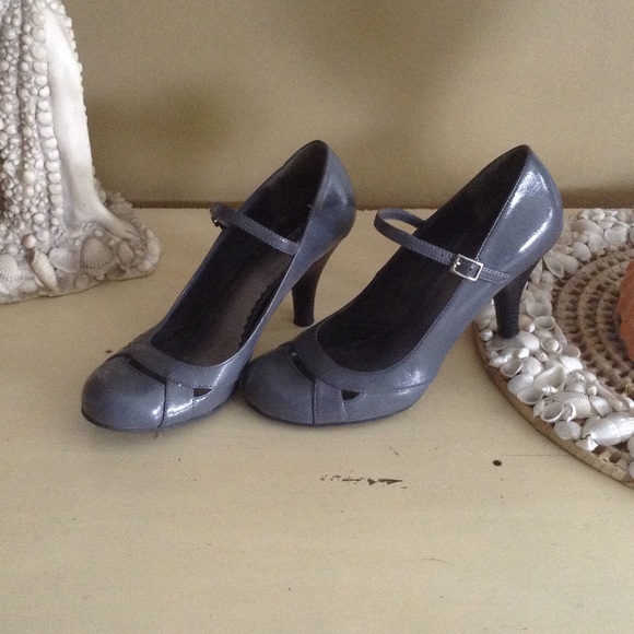 Mary Jane Grey Patent Pumps
