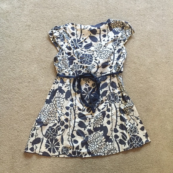 Urban Behavior floral blouse - Picture 2 of 2