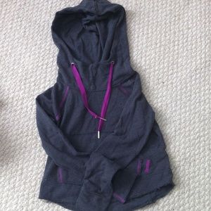 Reebok Sweatshirt