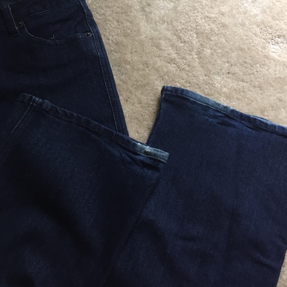 Volcom Dark Wash Jeans - Picture 2 of 4