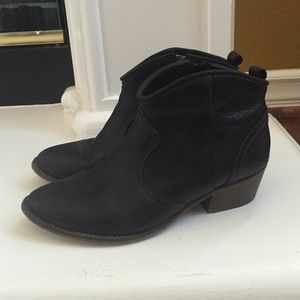 Steve Madden boots