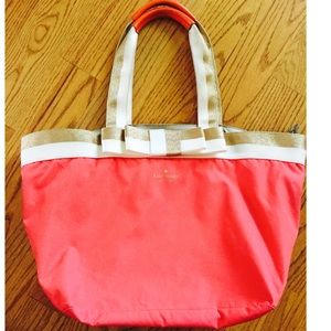 🌴☀️🎀Kate Spade Large Tote 🌴☀️🎀
