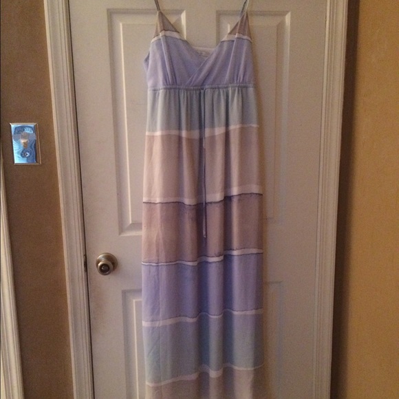 ❤️LAST CALL❤️ Beautiful Maxi dress