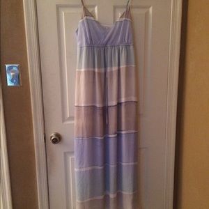 ❤️LAST CALL❤️ Beautiful Maxi dress