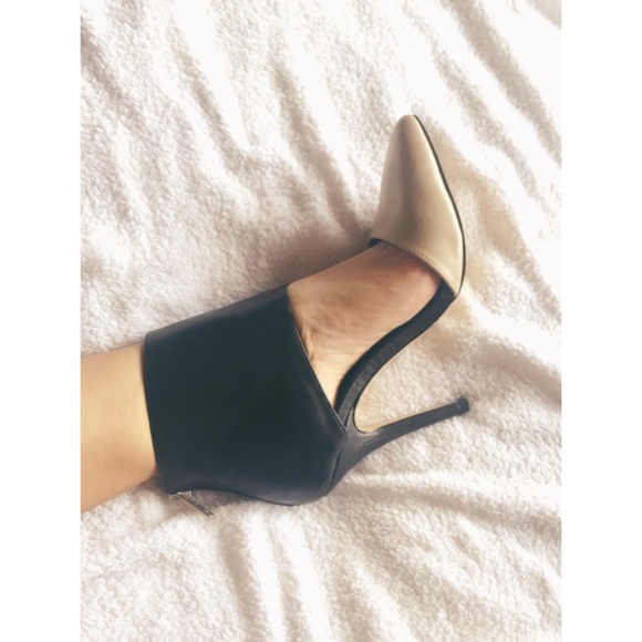 Aldo Colorblock heels size 7