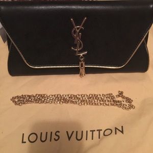 Black handbag / clutch