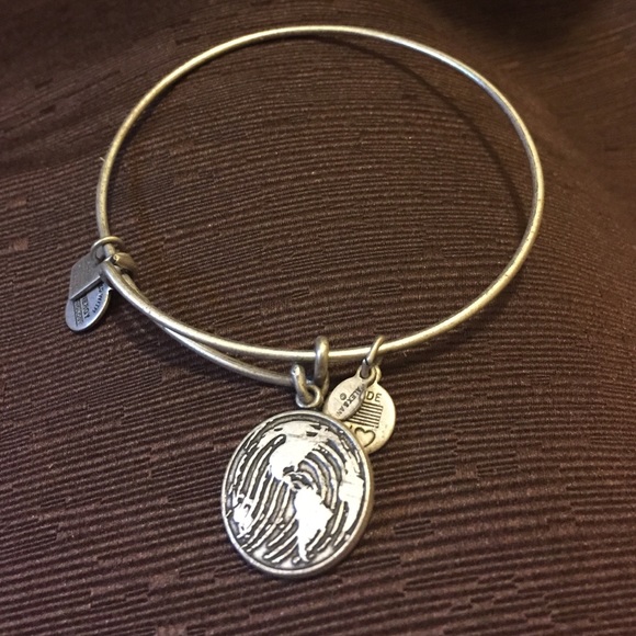 Alex and Ani "make your mark" bracelet 🎉