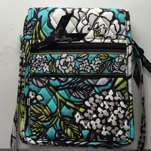 Flowered VERA BRADLEY cross body