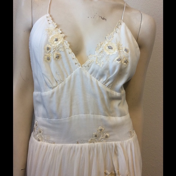 Yigal Azrouel White Embellished Dress - Picture 4 of 8