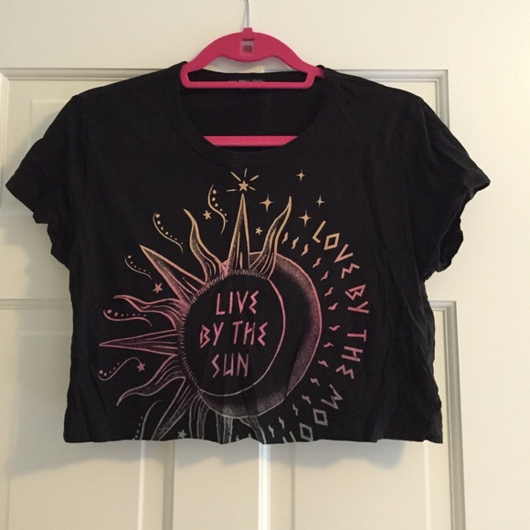 Urban outfitters crop top