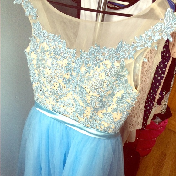 Sherri Hill Dresses & Skirts - Short prom dress