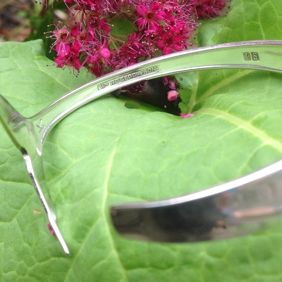 🐳🐳Whale Tail bracelet. Handcrafted 🐳🐳 Firm - Picture 3 of 4