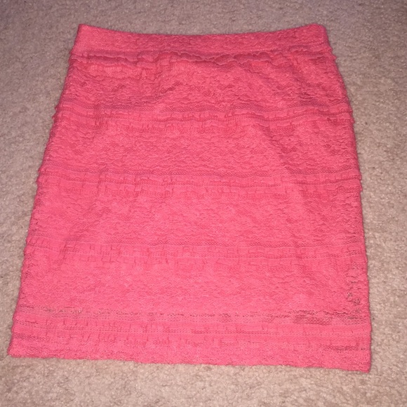 Forever 21 size S lace skirt
