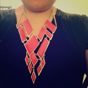 Statement necklace