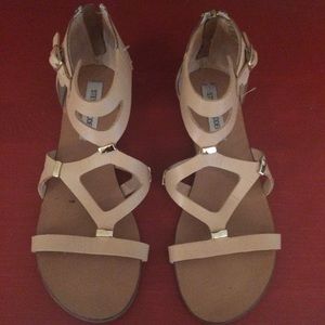 Comma Sandals in Bone