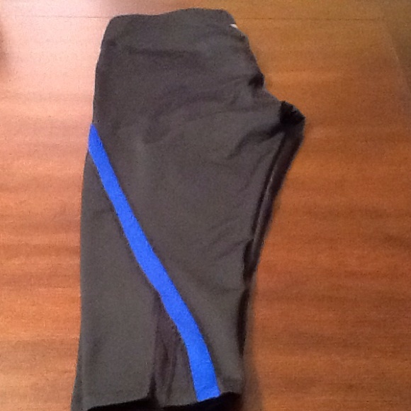Work out pants - Picture 2 of 3