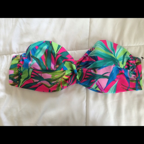 Victoria Secret Knock out Bandeau- never worn
