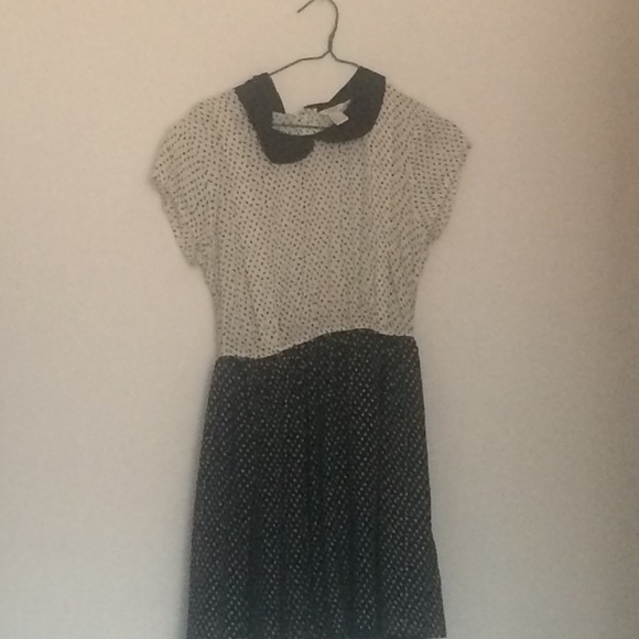 Peter Pan necked midi dress