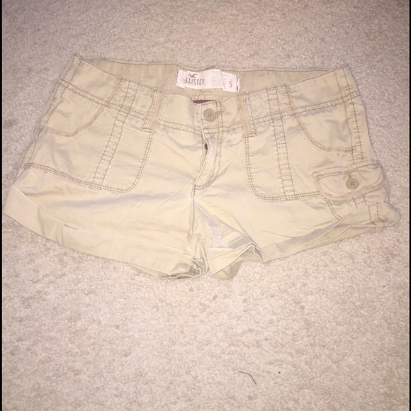 Hollister khaki shorts size 5