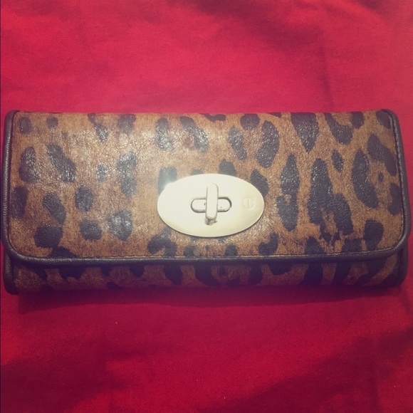 Steve Madden animal print Wallet