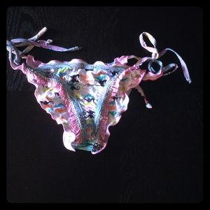 Agua Bendita scrunch butt bikini bottoms