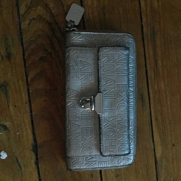 Armani exchange wallet