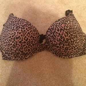 PINK Victoria's Secret bra