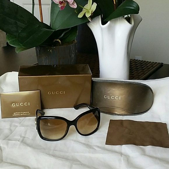 Gucci Sunglasses (GG 2965)