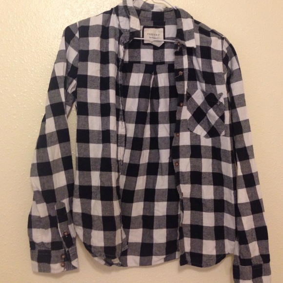 Forever 21 black & white plaid flannel!