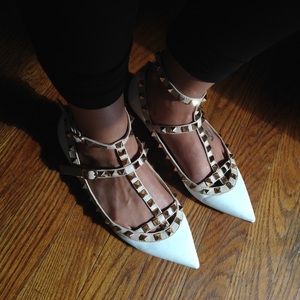 Valentino Rockstud Inspired pointy white flats