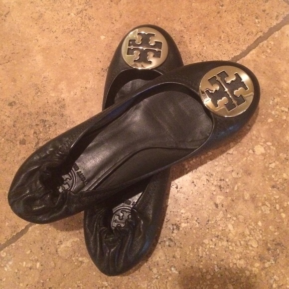 Tory Burch Shoes - TORY BURCH reva ballet black/silver flats