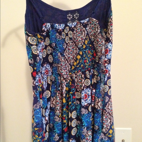 Patterned Sundress - Picture 3 of 3