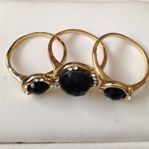 Jewelry - FINAL ♥Set of 3 stackable rings
