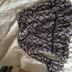 Blue print long sleeve blouse