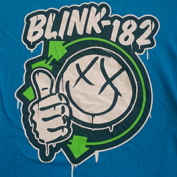 Hot Topic Blue Blink 182 unisex Band T-shirt