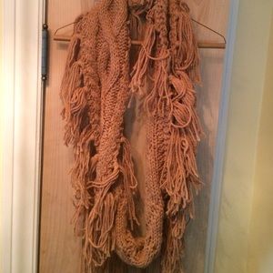 NEVER WORN Infinity scarf