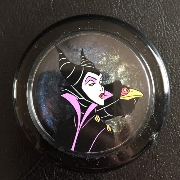Mac eyeshadow