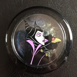 Mac eyeshadow