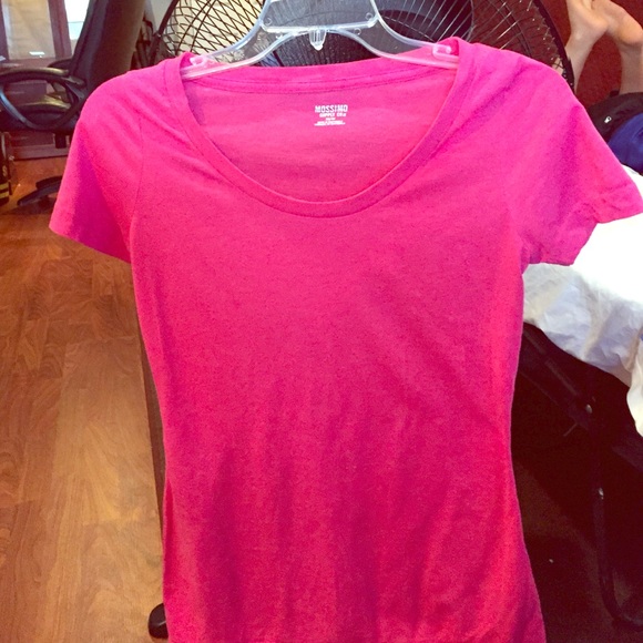 Mossimo Supply Co. Pink Slim-Fit Tee - Picture 1 of 4