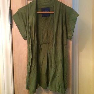 Short sleeved sweater