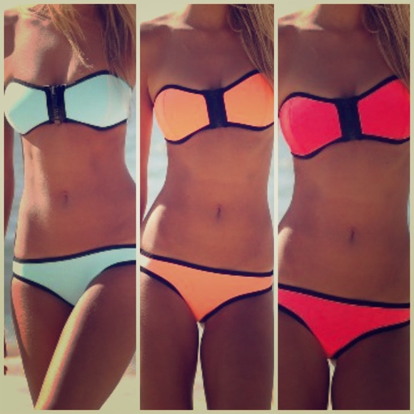 FLASH SALE!!!☀️ Strapless Zipper Bikini - Picture 1 of 4